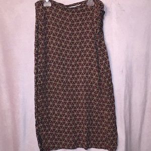 Cute Chico’s Design Skirt with Side Slit